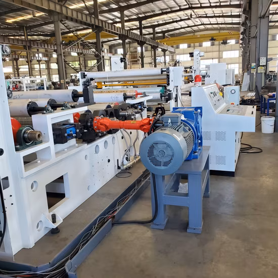 Macchina laminatrice per rivestimento per estrusione di carta